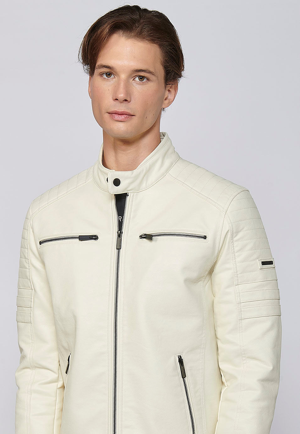 Chaqueta Biker Aspecto Efecto Piel Cuello Alto Hombre – Koroshi 2411JA09