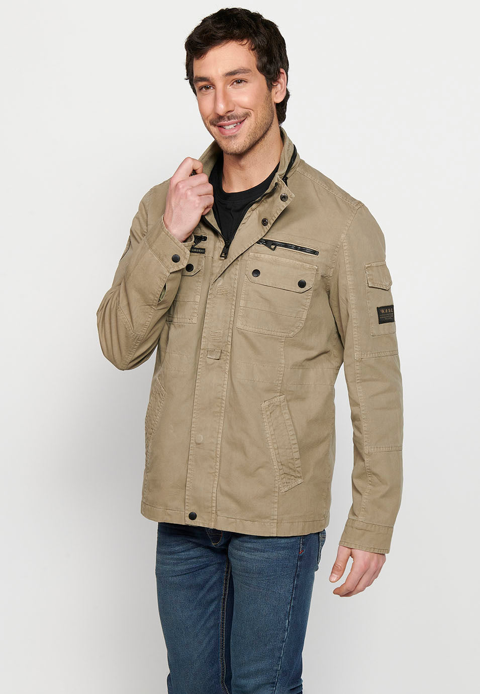 Chaqueta militar cuello alto con cremallera y botones Hombre – Koroshi 2411JA20