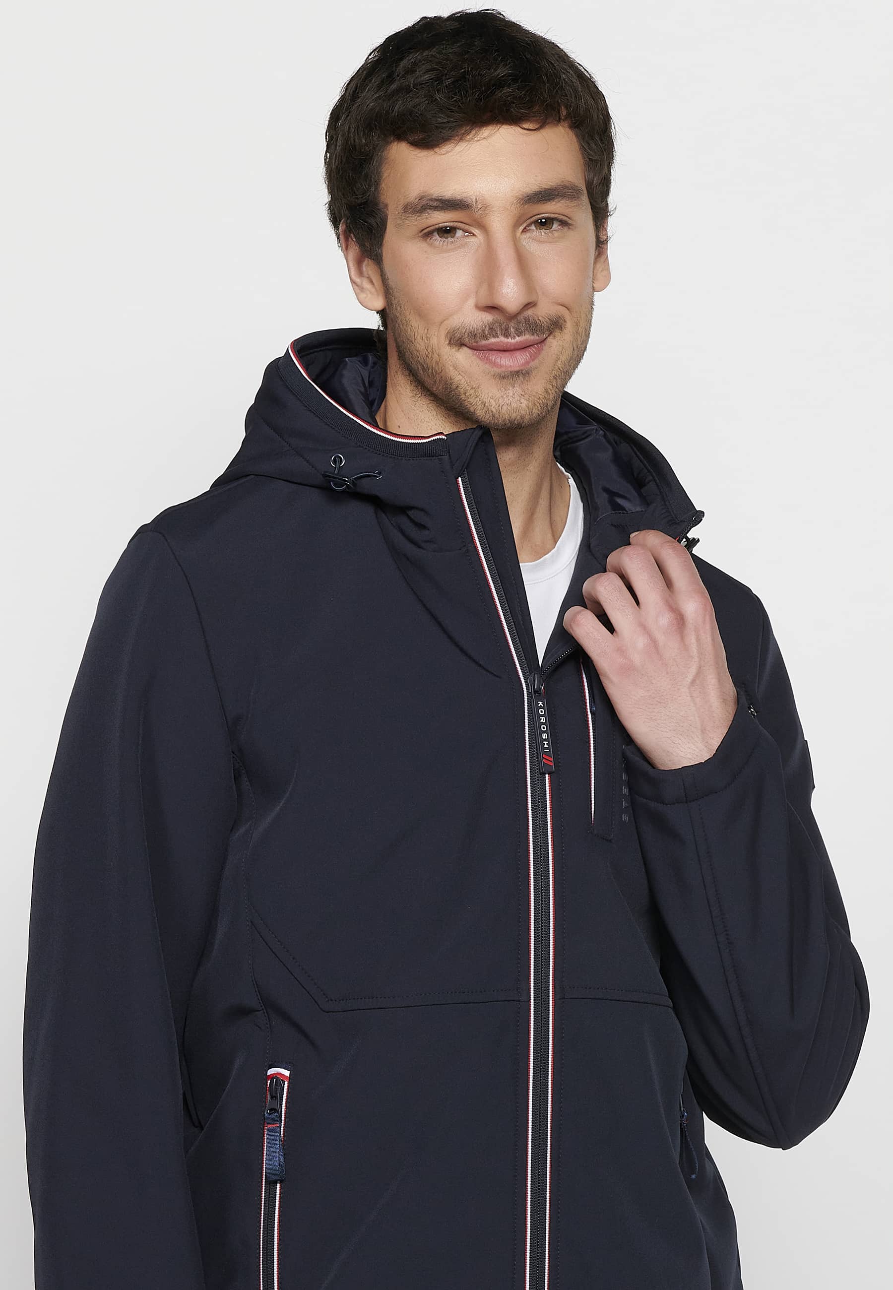 Chaqueta técnica con capucha y cremallera Hombre Azul Marino – Koroshi