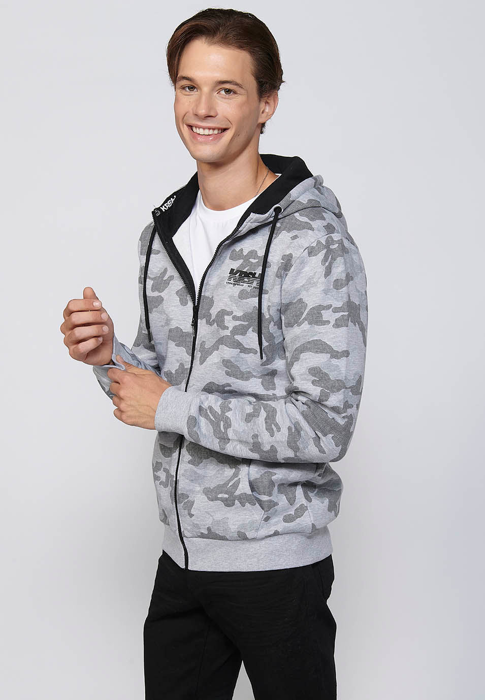Chaqueta sudadera camuflaje con capucha y cremallera Hombre Gris – Koroshi