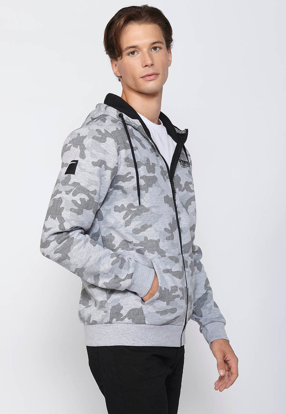 Chaqueta sudadera camuflaje con capucha y cremallera Hombre Gris – Koroshi