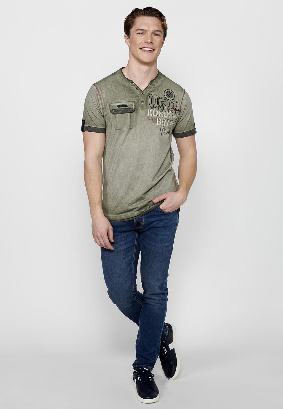 Camiseta Hombre Manga Corta Cuello con Botón Estilo Biker – Koroshi 2411MC24