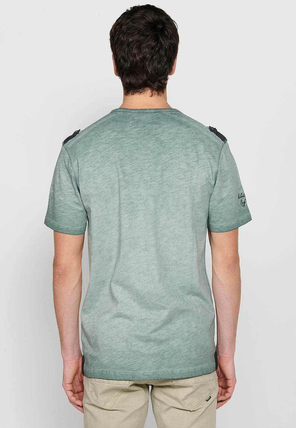 Camiseta Hombre Manga Corta Cuello Henley Estampada – Koroshi 2411MC25