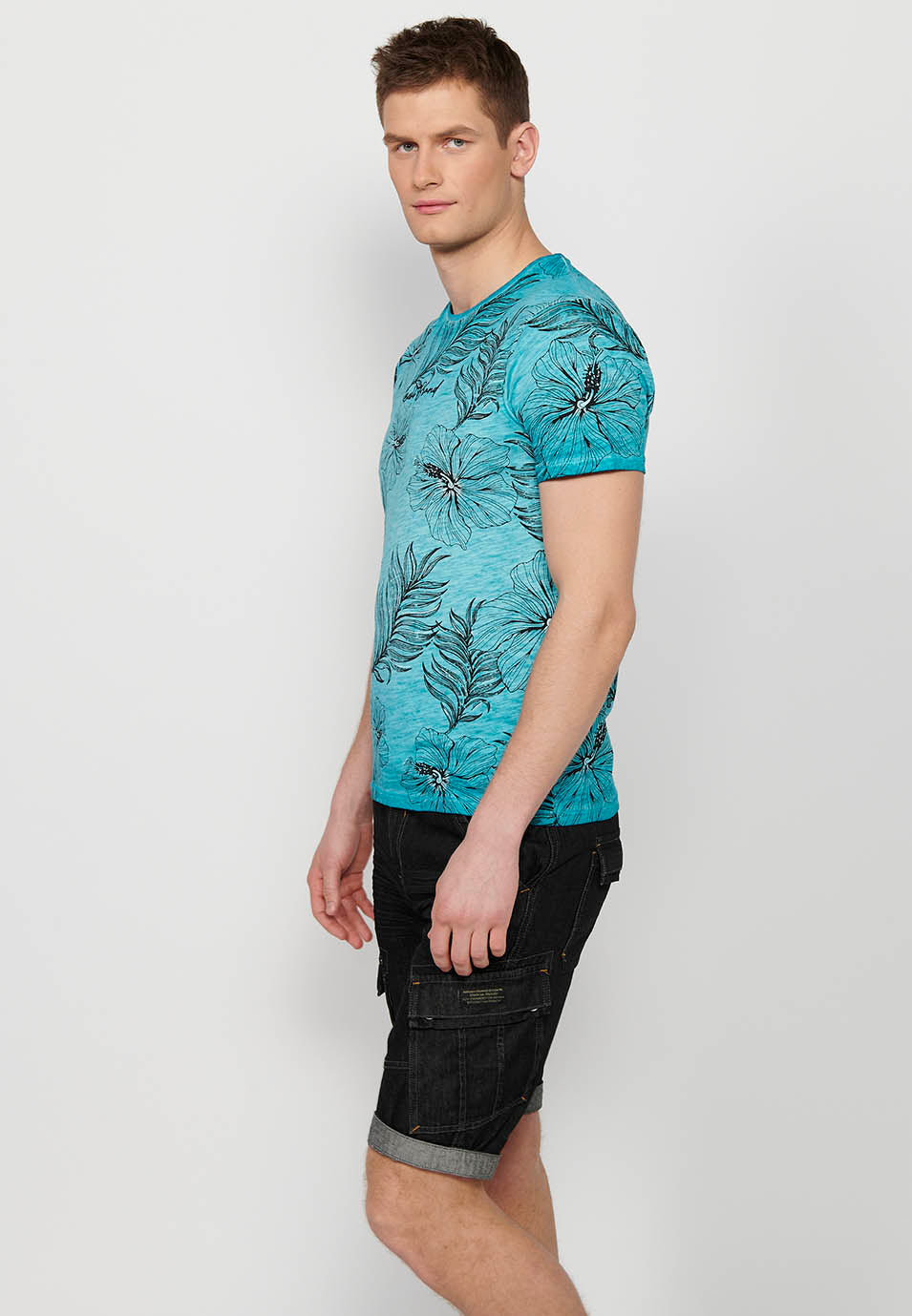 Camiseta Hombre Manga Corta Cuello Redondo Estampado Floral Menta – Koroshi