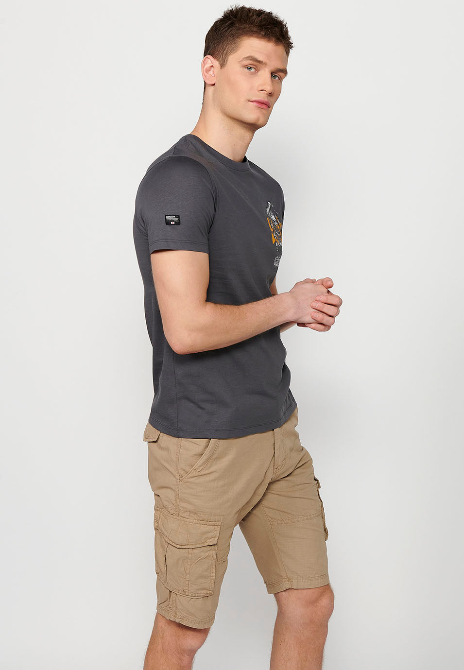 Camiseta Hombre Manga Corta Estampado Espalda – Koroshi 2411MC51