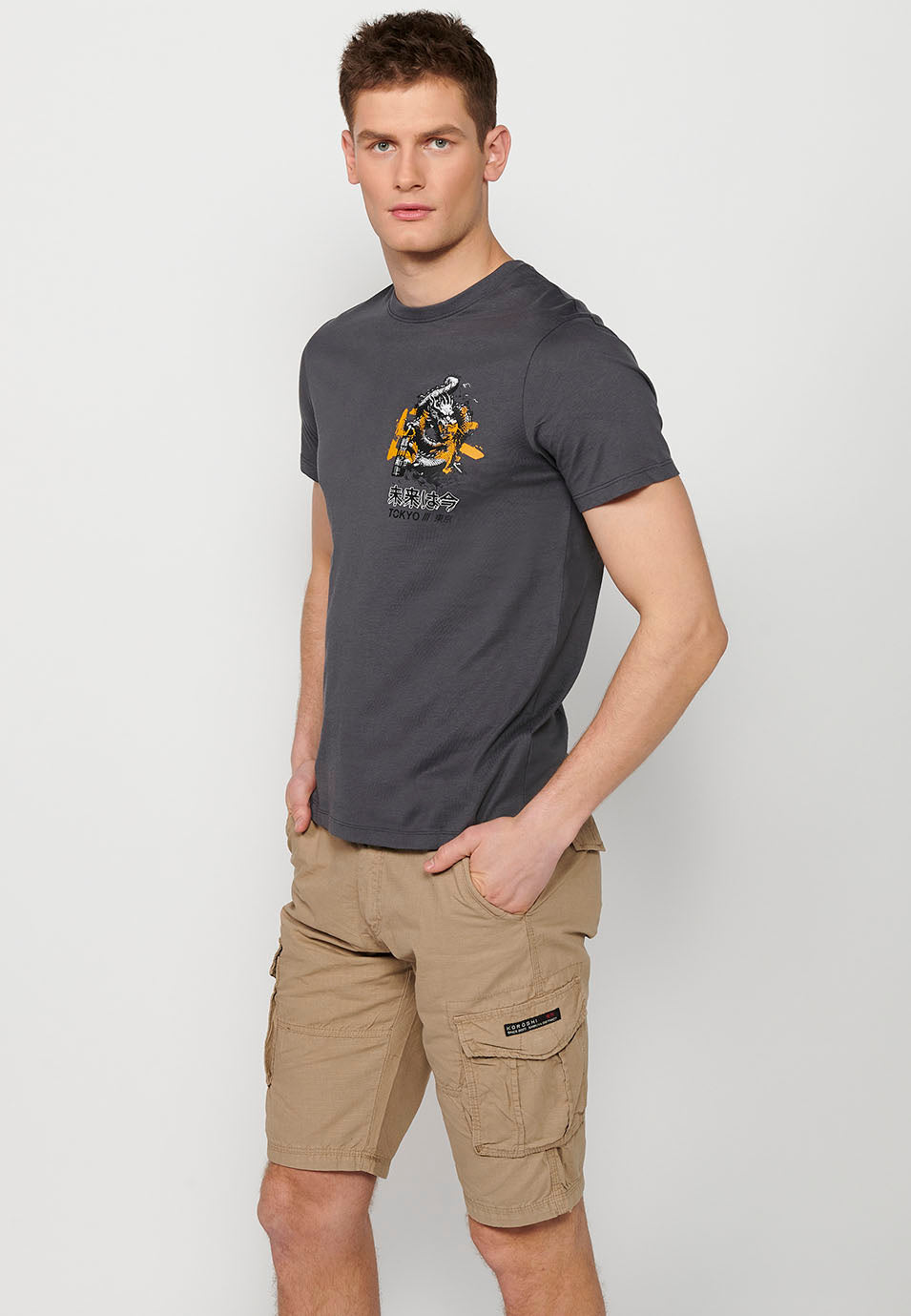 Camiseta Hombre Manga Corta Estampado Espalda – Koroshi 2411MC51