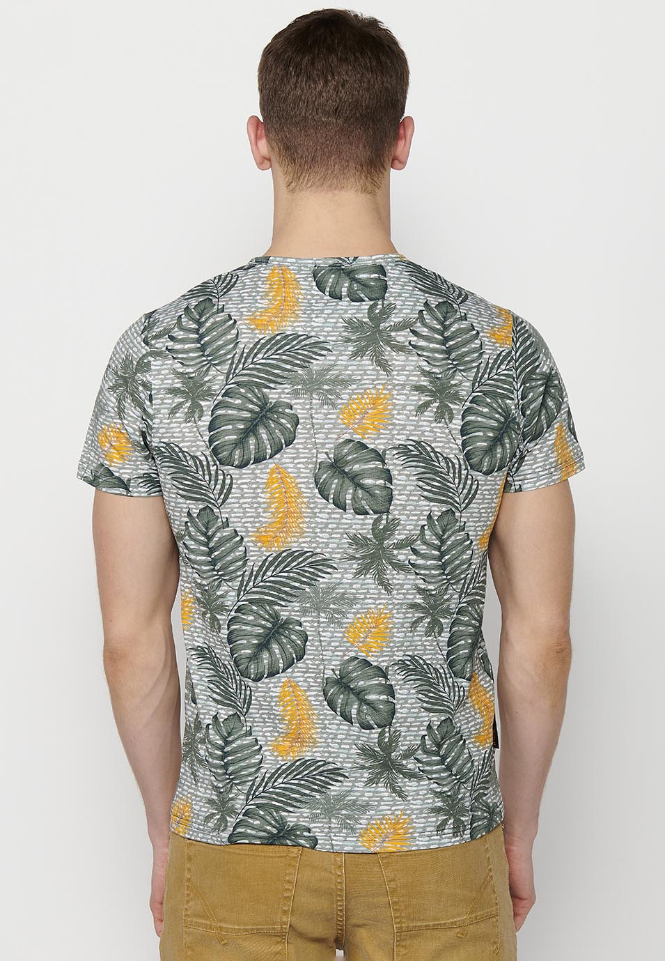 Camiseta Hombre Manga Corta Estampado Tropical Cuello Pico – Koroshi Kaki