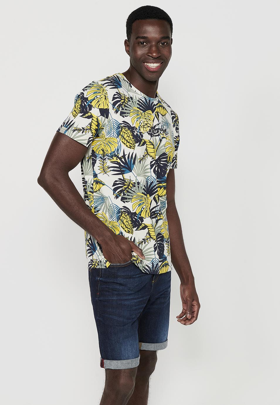 Camiseta Hombre Manga Corta Estampado Floral – Koroshi 2411MC55