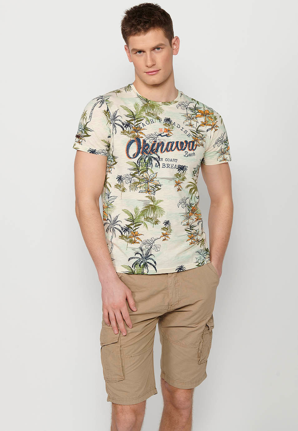 Camiseta Hombre Manga Corta Estampado Tropical – Koroshi Crudo