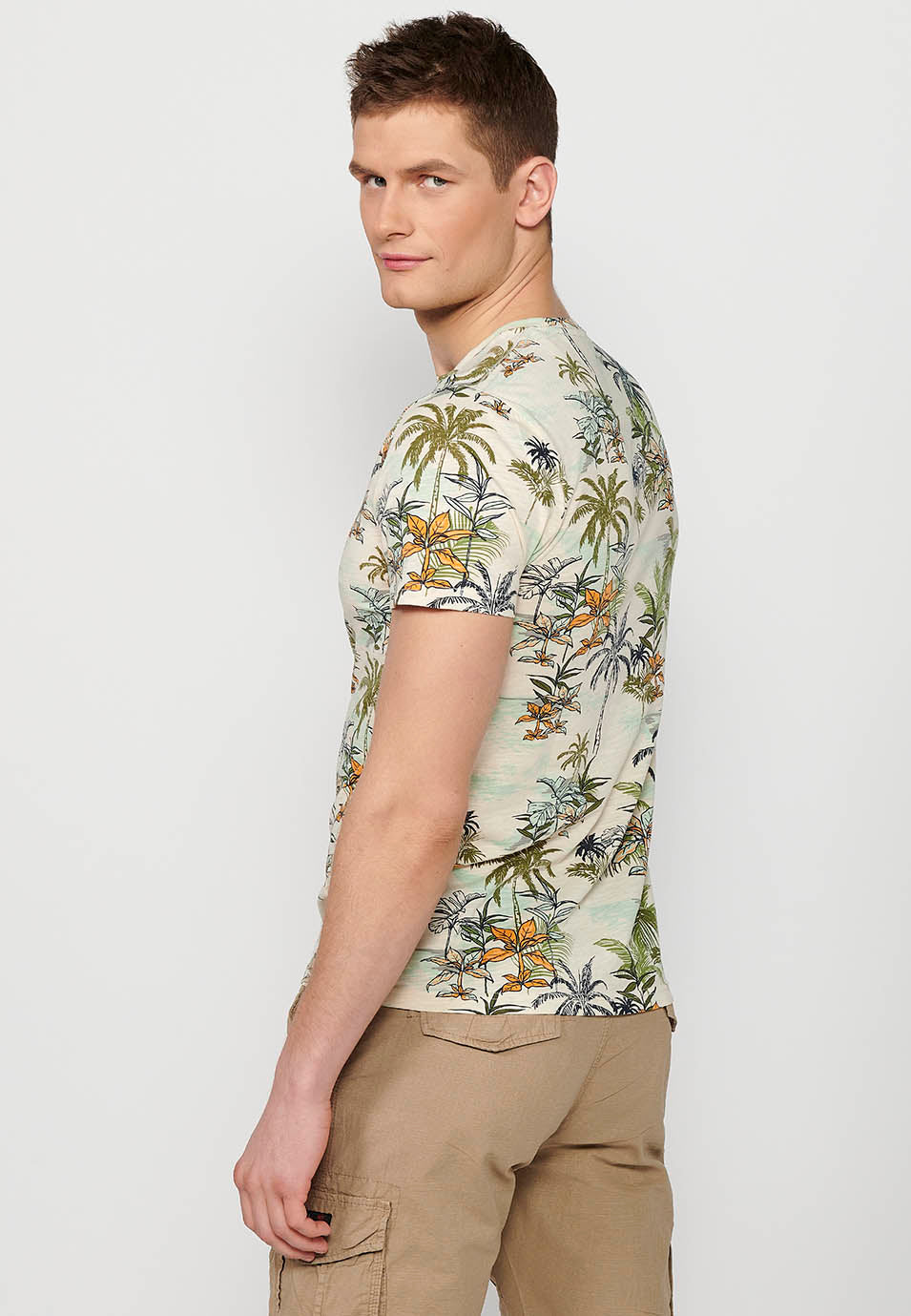 Camiseta Hombre Manga Corta Estampado Tropical – Koroshi Crudo