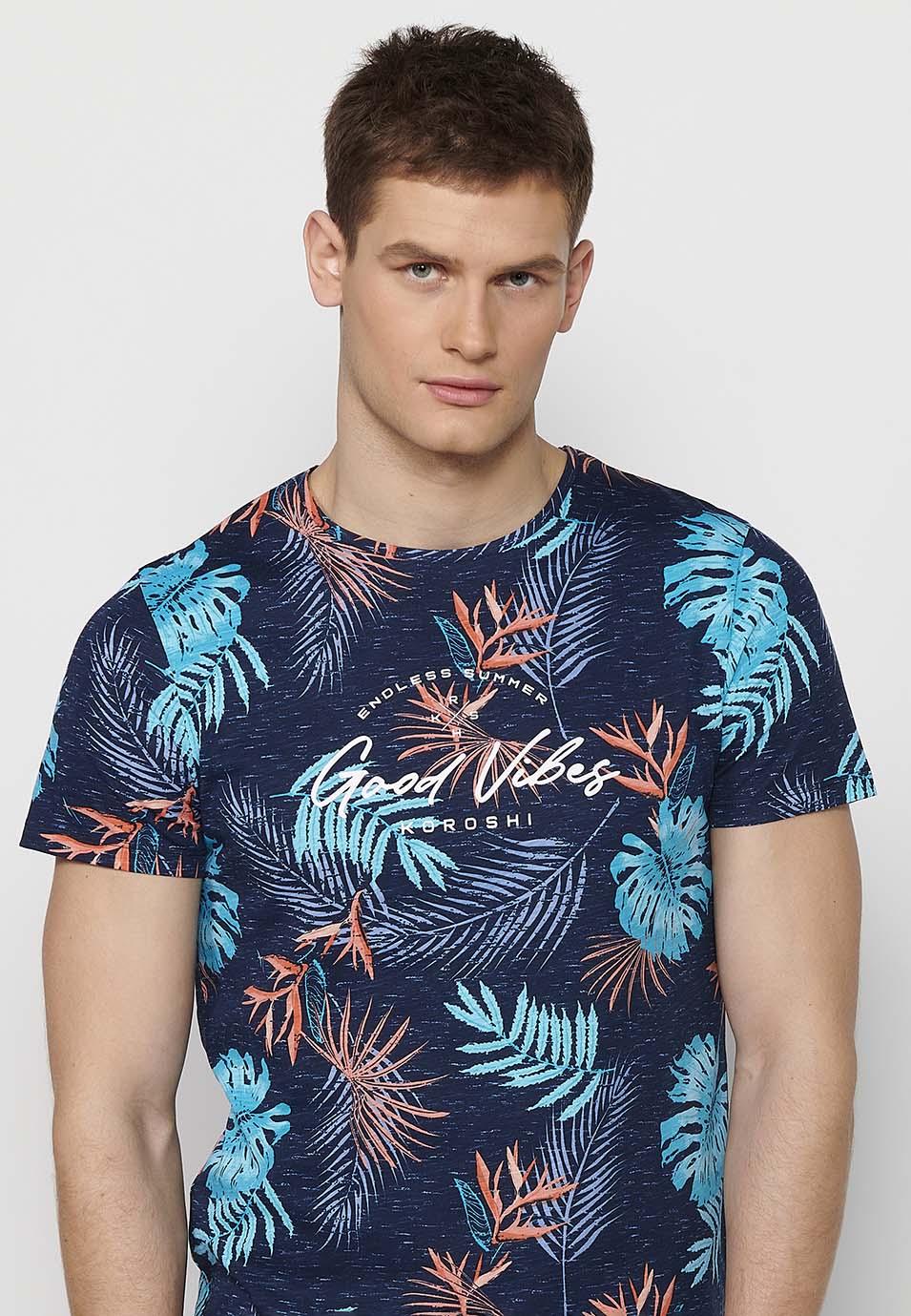 Camiseta Hombre Manga Corta Estampado Tropical – Koroshi Navy