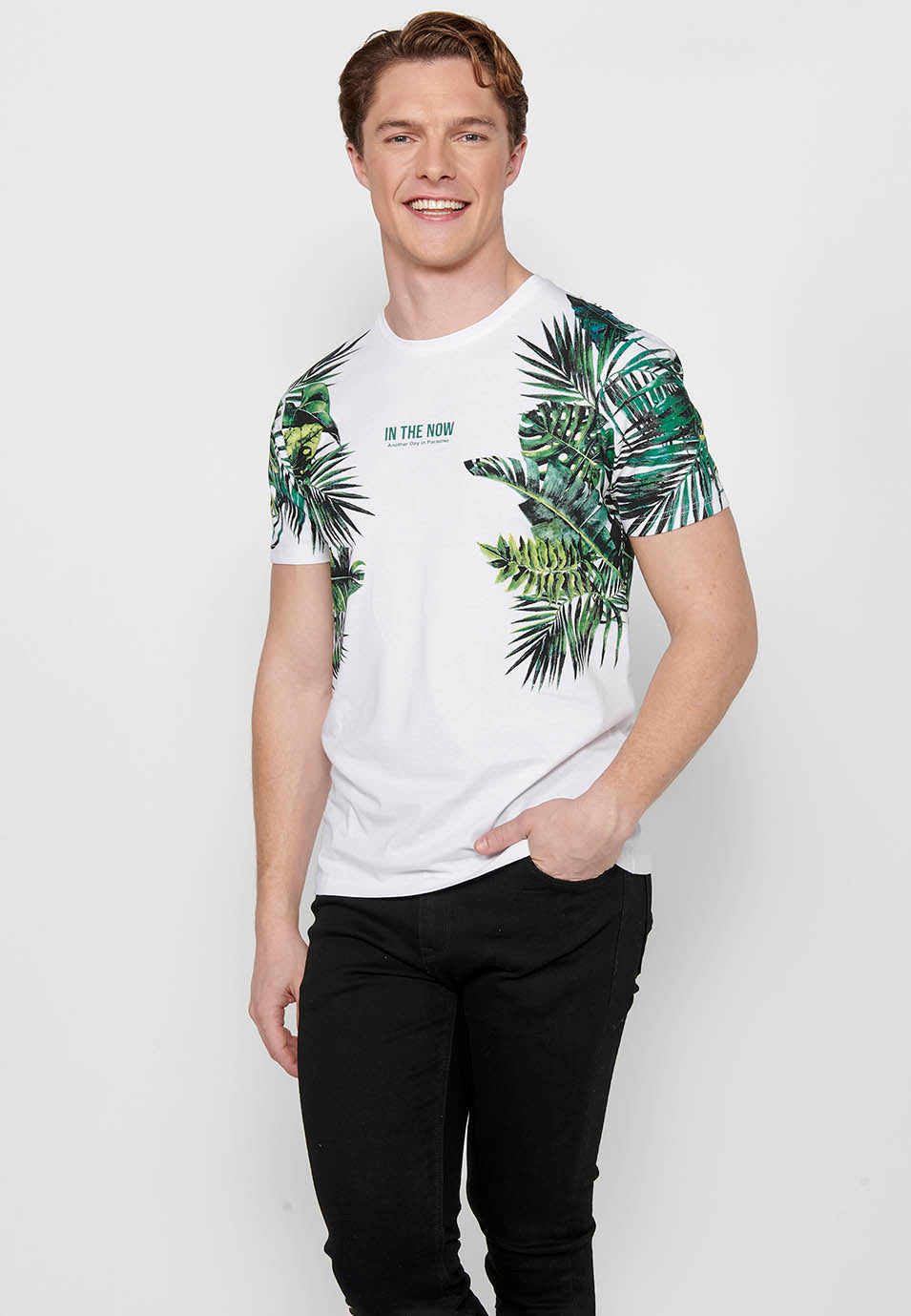 Camiseta Hombre Manga Corta Estampado Tropical – Koroshi Blanco