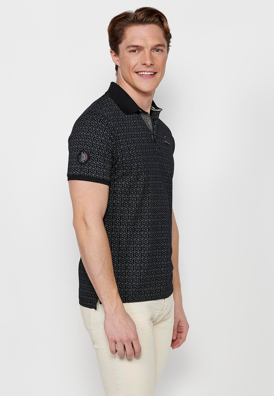Polo Hombre Manga Corta Cuello Camisero con Estampado Geometrico – Koroshi Negro
