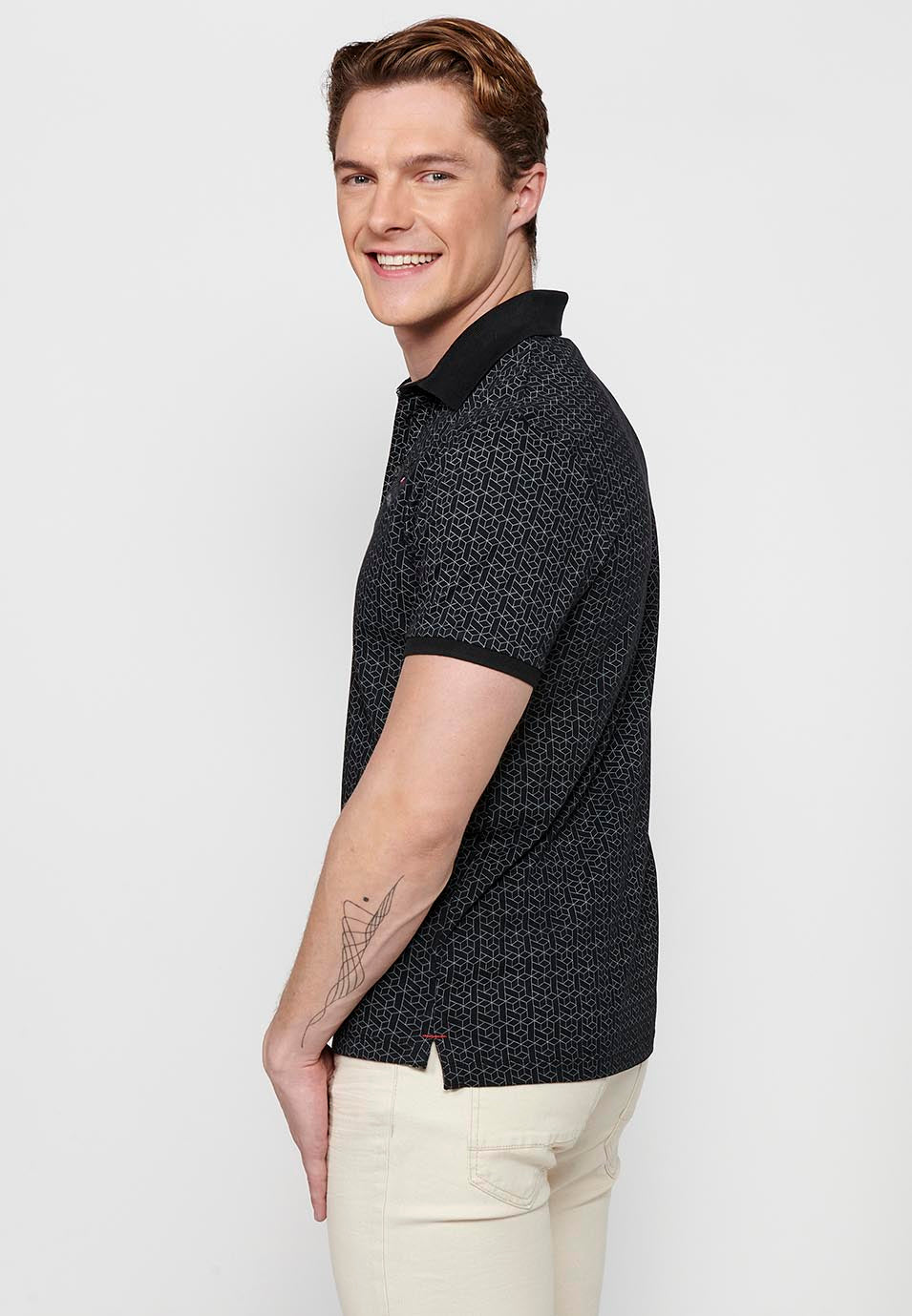 Polo Hombre Manga Corta Cuello Camisero con Estampado Geometrico – Koroshi Negro