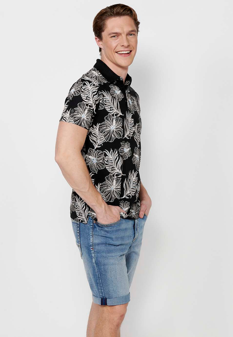 Polo Hombre Manga Corta Cuello Camisero con Estampado Tropical – Koroshi Negro