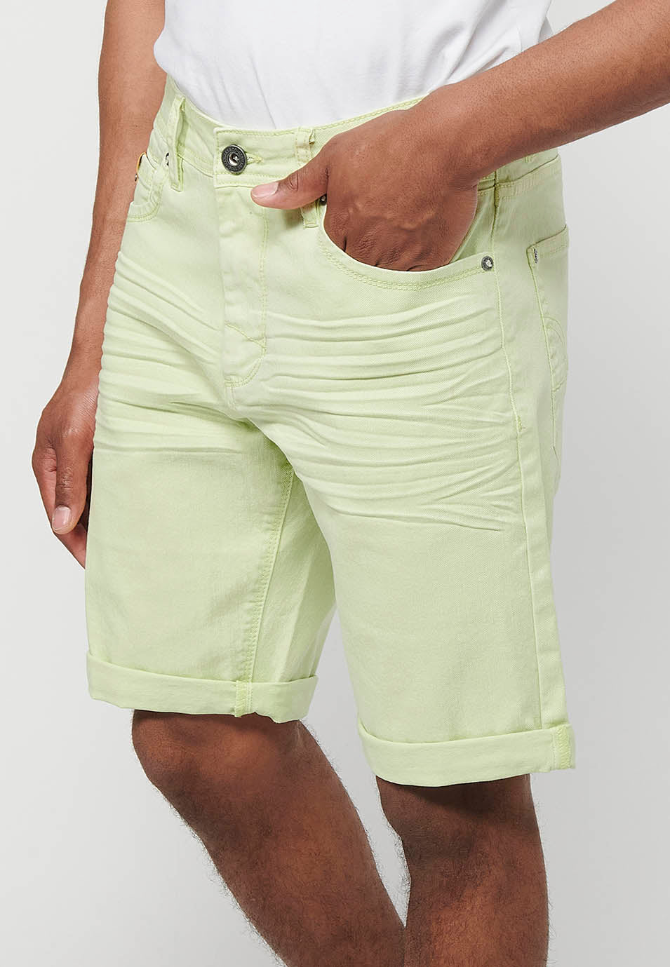 Bermuda Hombre Algodón con Vuelta 5 Bolsillos – Koroshi 2411PS00