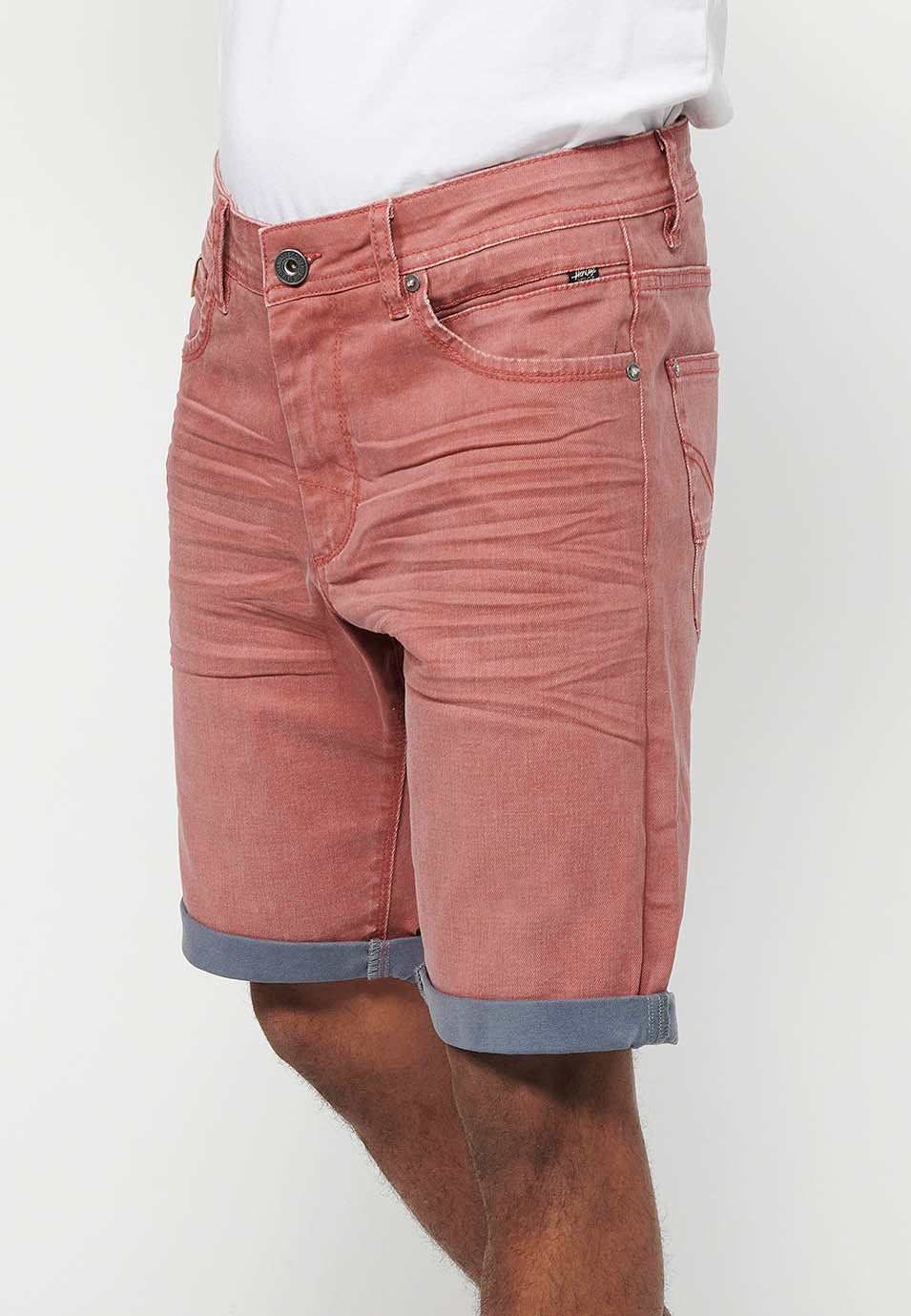 Bermuda Hombre Vaquera 5 Bolsillos Acabado Vuelta – Koroshi 2411PS02