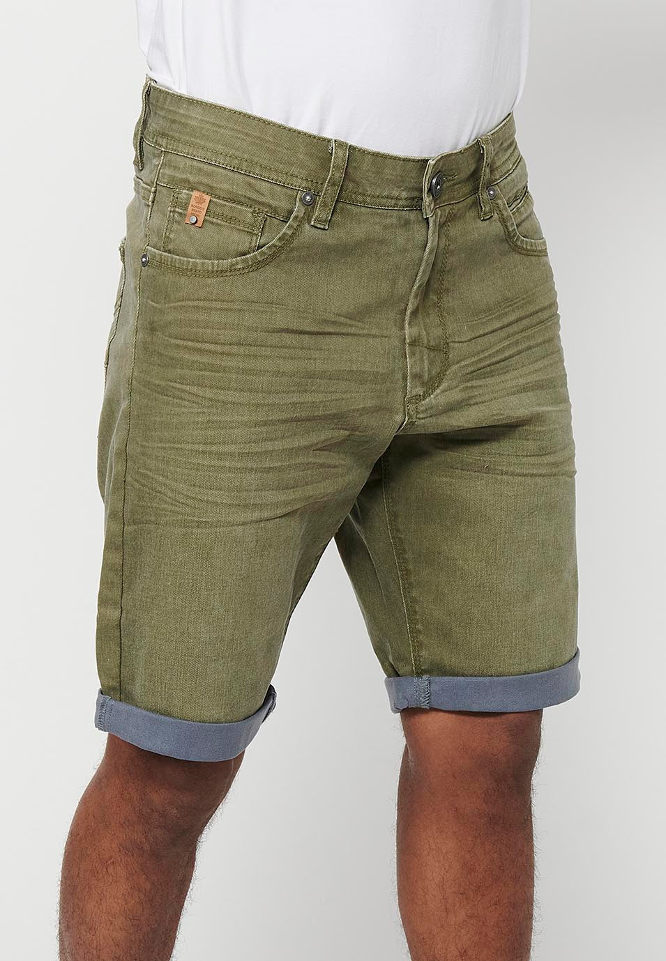 Bermuda Hombre Vaquera 5 Bolsillos Acabado Vuelta – Koroshi 2411PS02