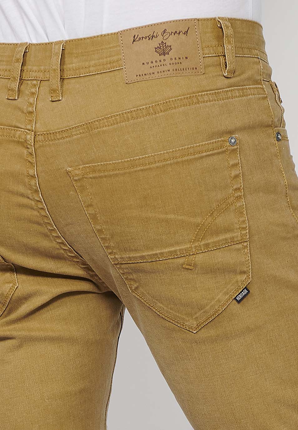 Bermuda Hombre Vaquera 5 Bolsillos Acabado Vuelta – Koroshi 2411PS02