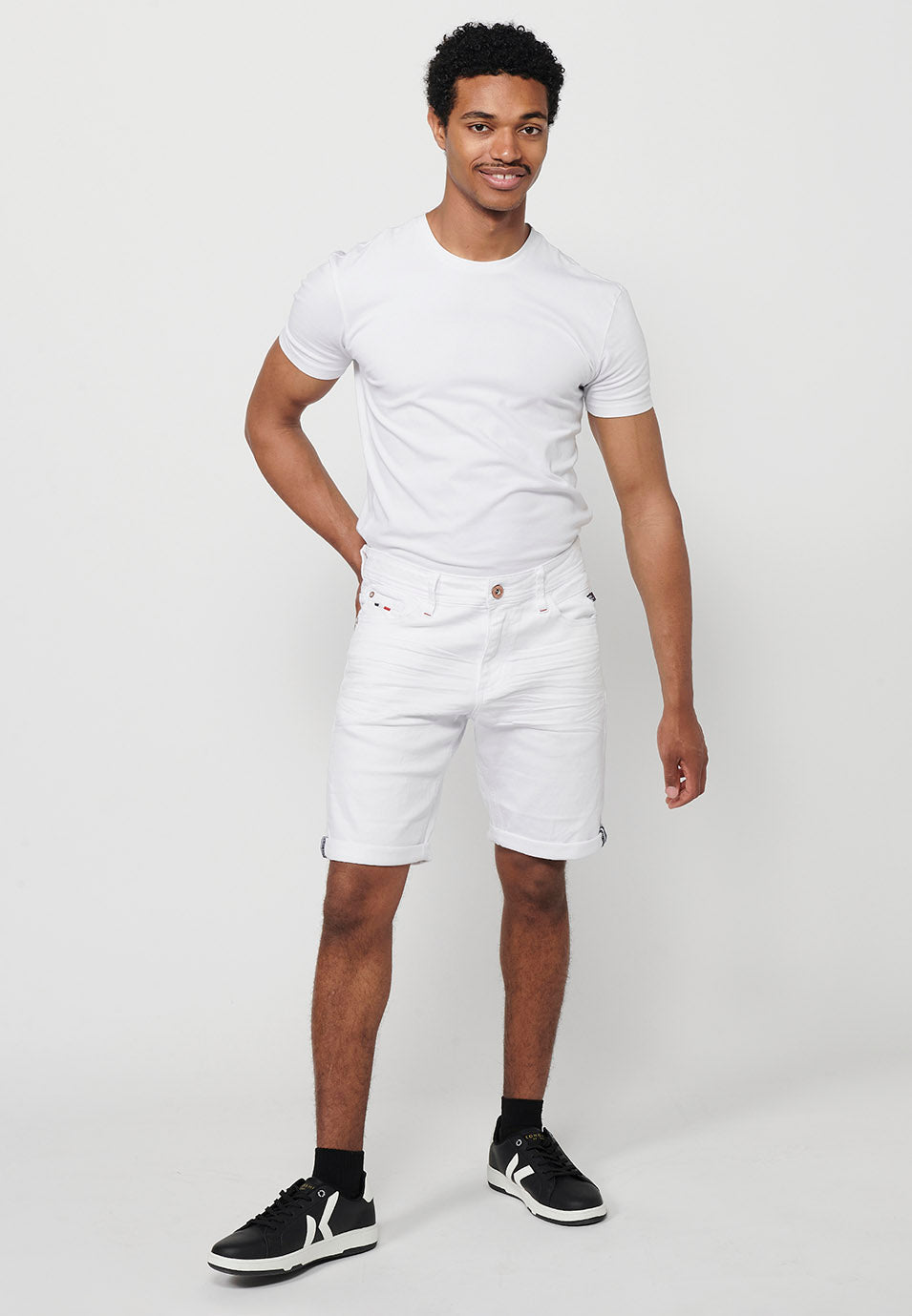 Bermuda Hombre Vaquera Acabado Vuelta Denim Blanco – Koroshi 2411PS35