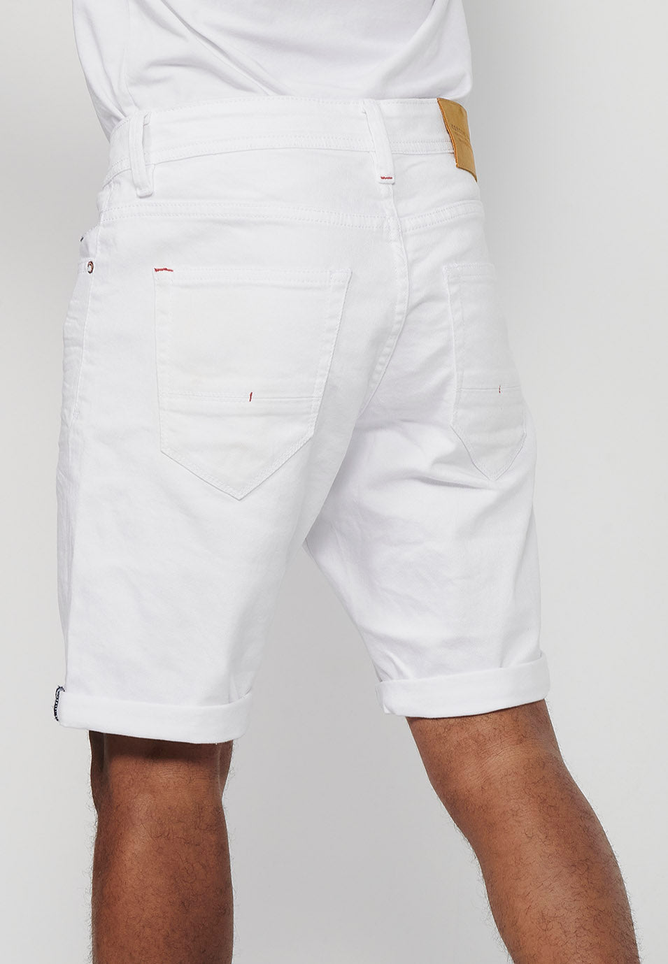 Bermuda Hombre Vaquera Acabado Vuelta Denim Blanco – Koroshi 2411PS35