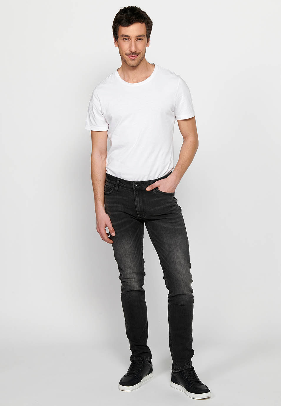 Pantalón Hombre Vaquero Black Denim Regular Fit – Koroshi
