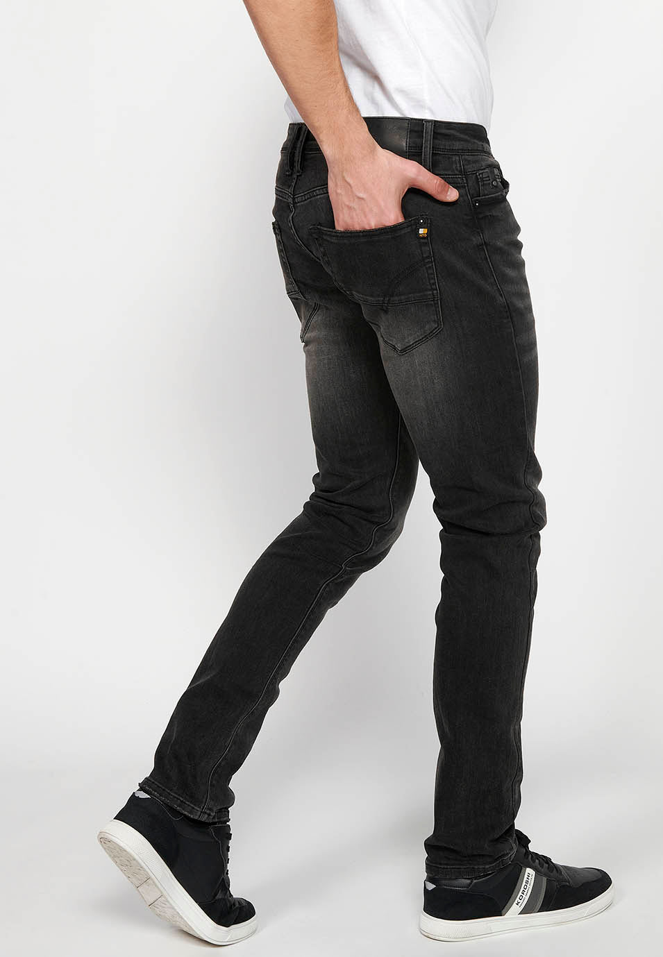 Pantalón Hombre Vaquero Black Denim Regular Fit – Koroshi