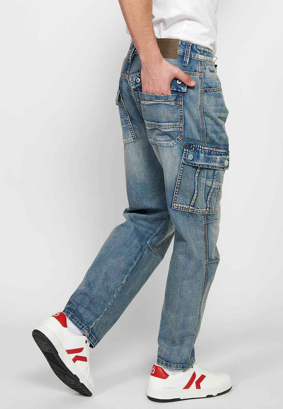 Pantalón Hombre Vaquero Cargo Azul Claro Corte Recto – Koroshi 2411PT70