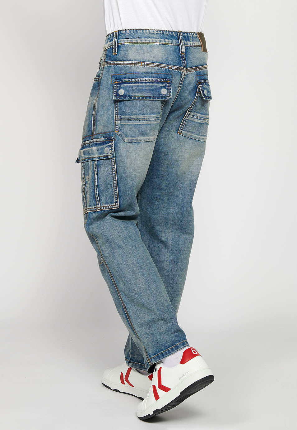 Pantalón Hombre Vaquero Cargo Azul Claro Corte Recto – Koroshi 2411PT70