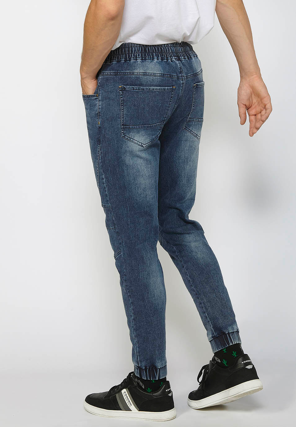 Pantalón Hombre Jogger Vaquero Slim Fit Puños Elásticos – Koroshi 2411PT85