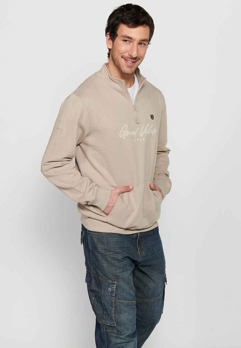 Sudadera Hombre cuello alto con media cremallera – Koroshi Piedra