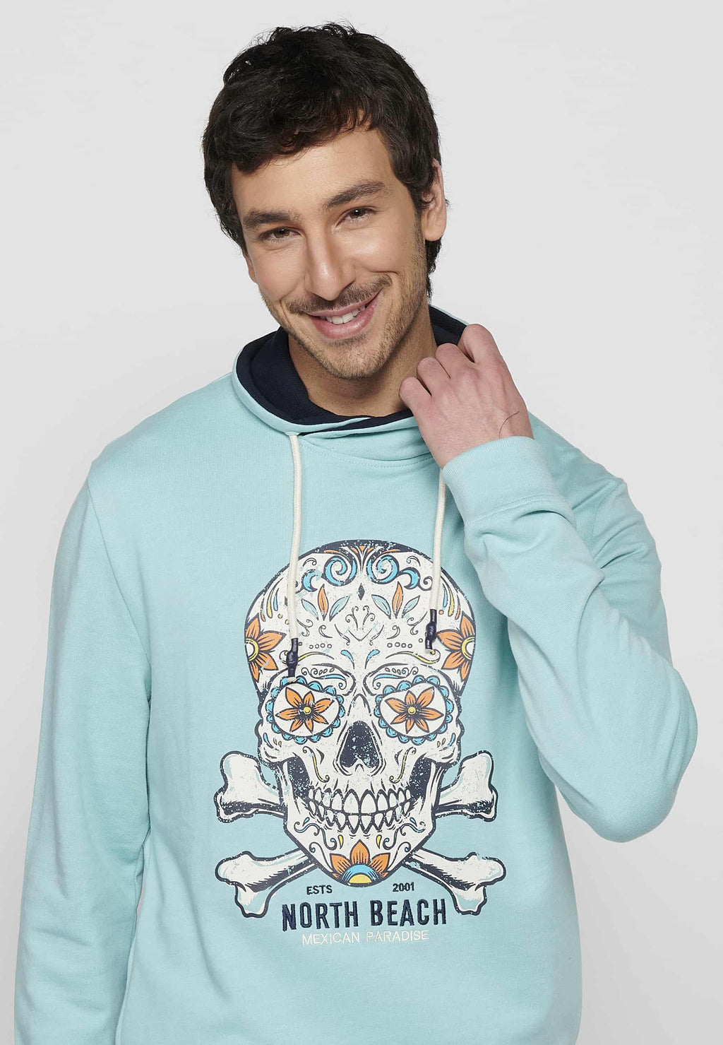 Sudadera Hombre cuello alto ajustable con cordón y estampado – Koroshi Azul Celeste