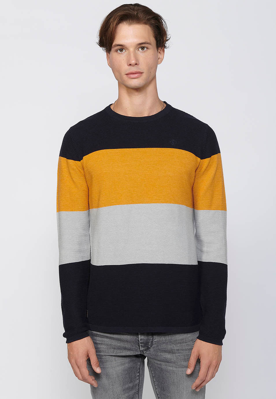 Jersey Hombre Cuello Redondo Punto Fino a Rayas – Koroshi 2411TR01