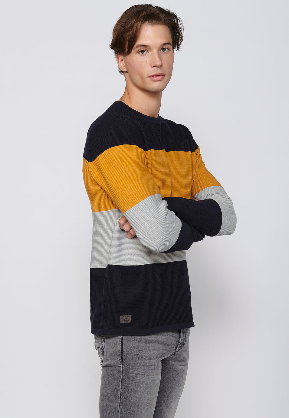 Jersey Hombre Cuello Redondo Punto Fino a Rayas – Koroshi 2411TR01