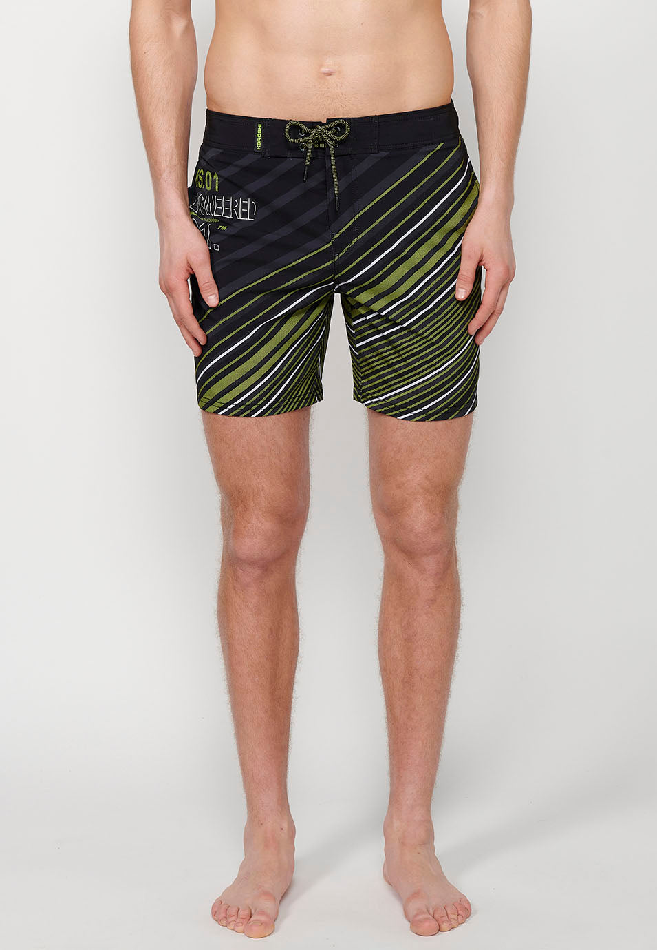 Bañador Hombre surfero estampado de rayas con cordón – Koroshi lima
