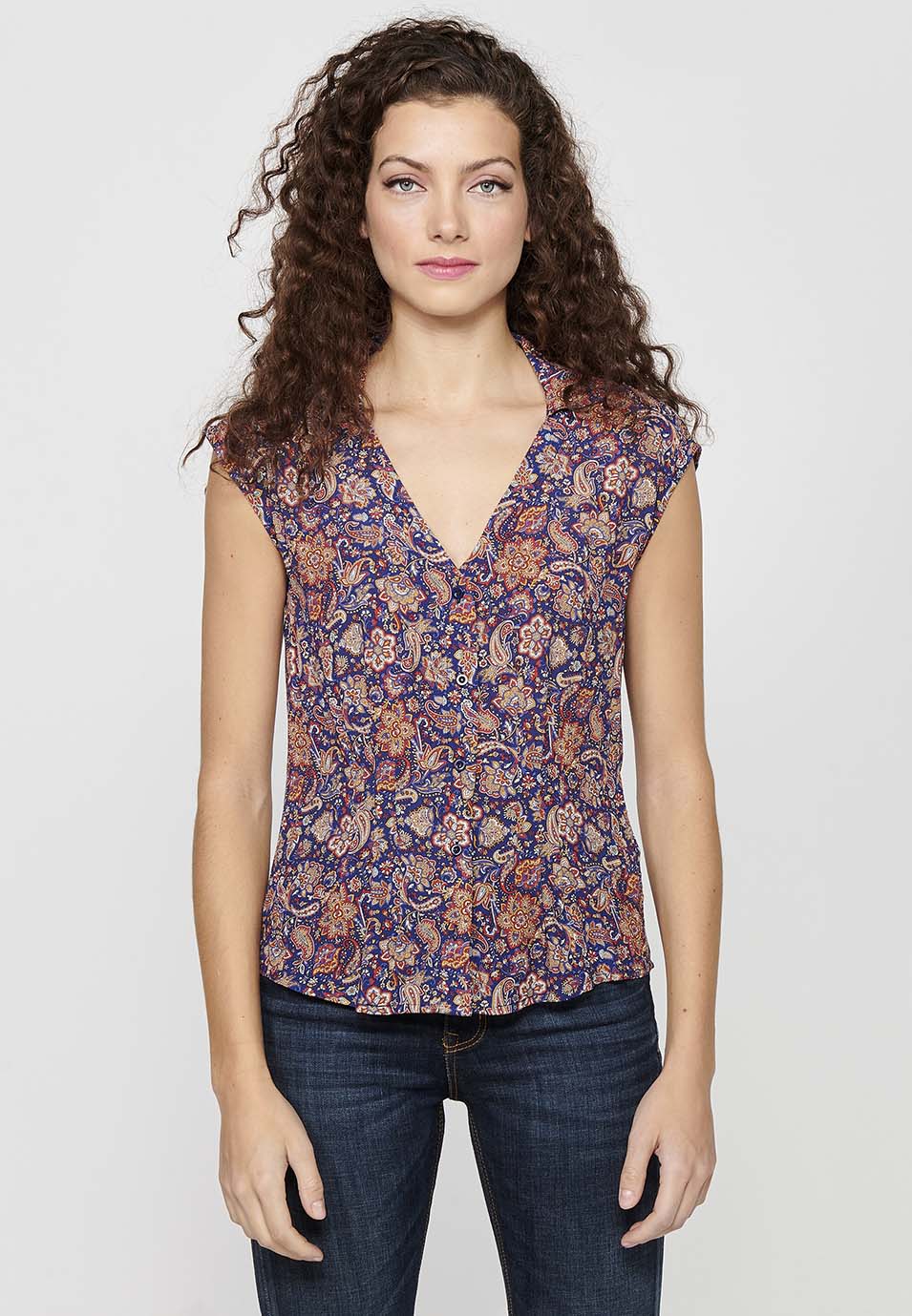 Blusa sin mangas con estilo camisero y cierre delantero con botones y estampado floral multicolor para mujer | moda actual