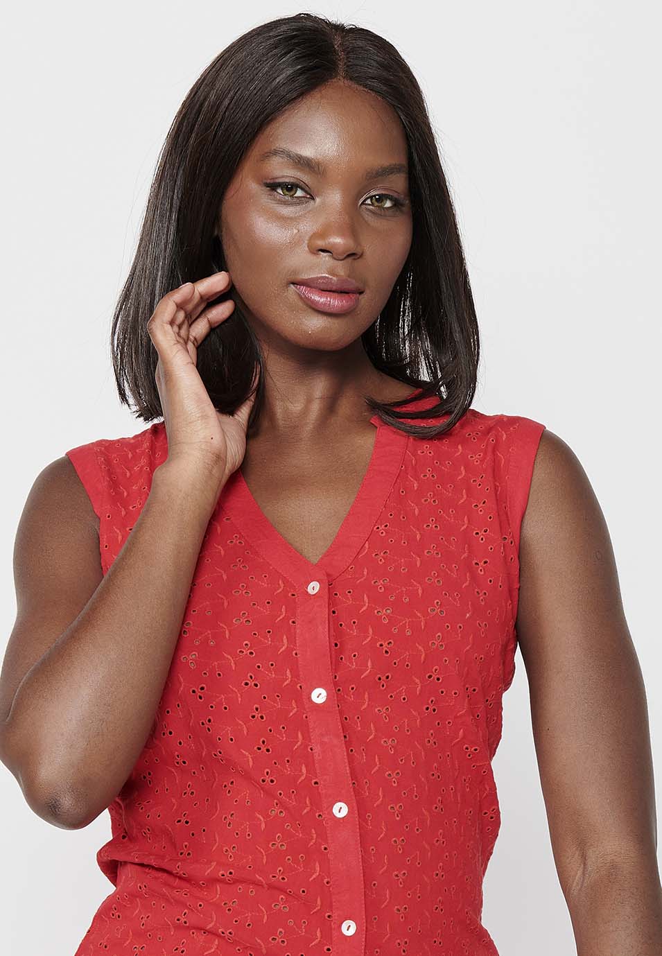 Blusa sin mangas de algodón con cierre delantero con botones para mujer | moda actual