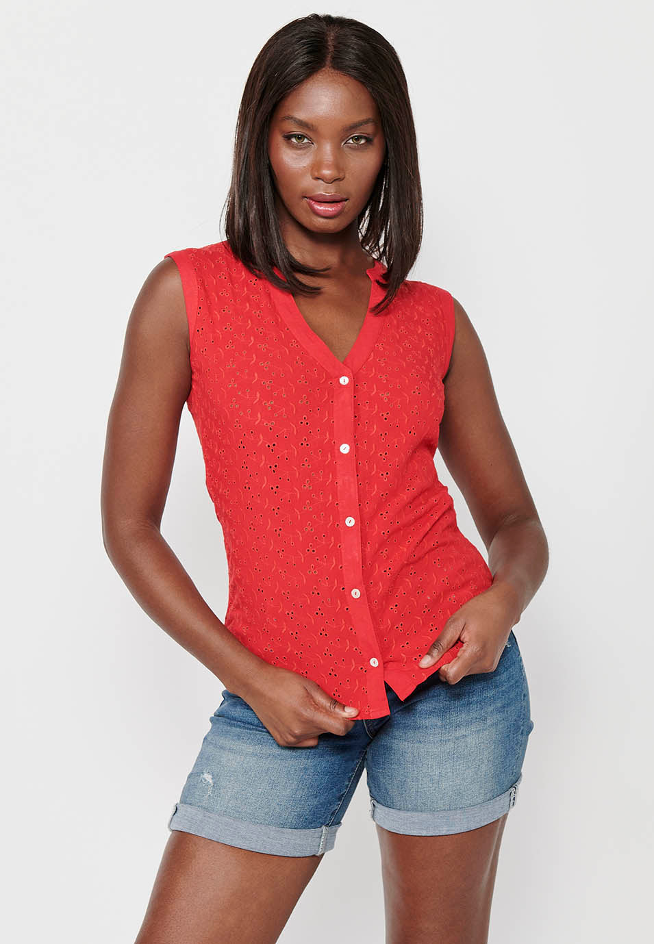 Blusa sin mangas de algodón con cierre delantero con botones para mujer | moda actual
