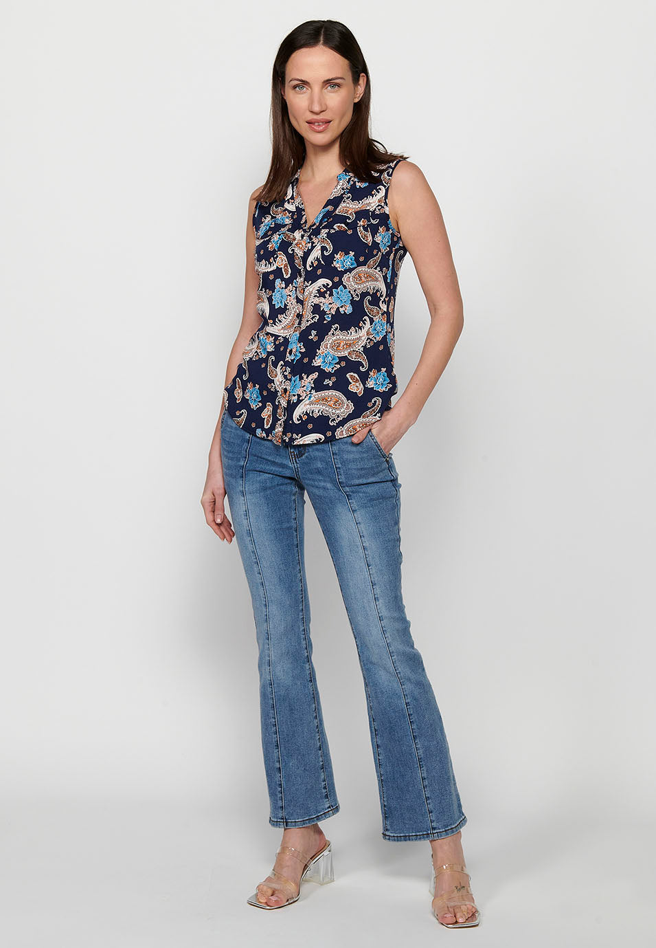 Blusa sin mangas, cuello v, cierre delantero con botones, estampado floral para mujer | moda actual