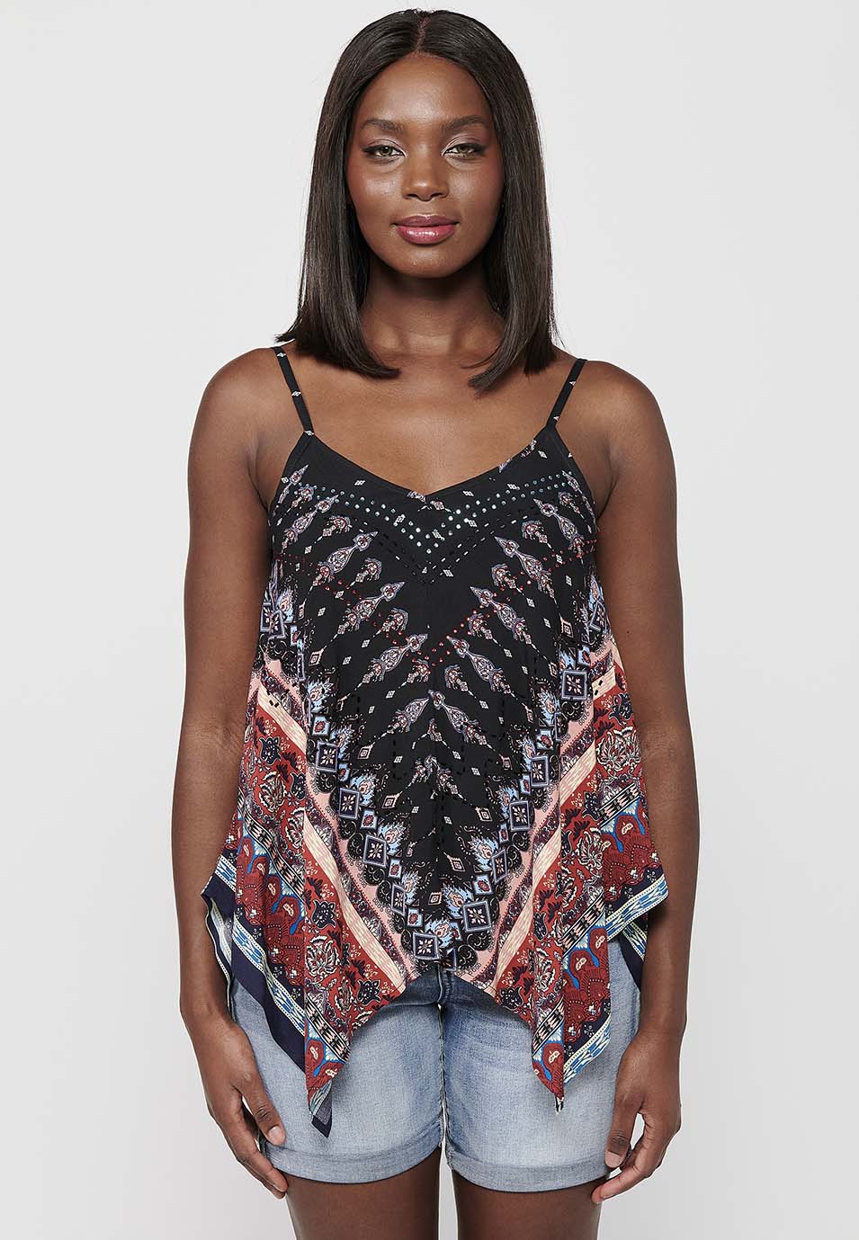 Blusa de tirantes ajustables y acabados en picos holgados con estampado floral para mujer | moda actual