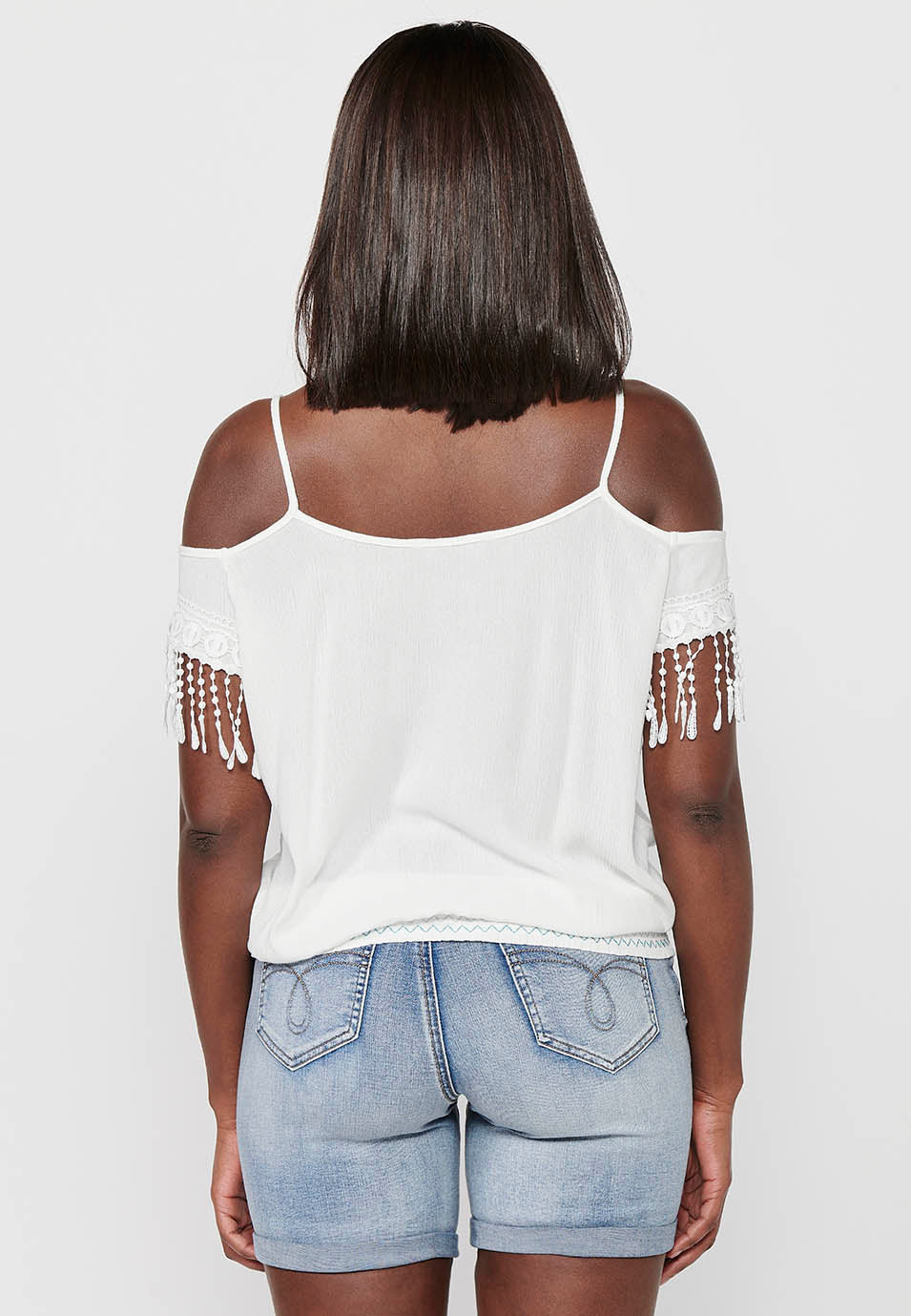 Blusa de tirantes con detalles bordados florales y escote redondo con cintura baja engomada para mujer | moda actual