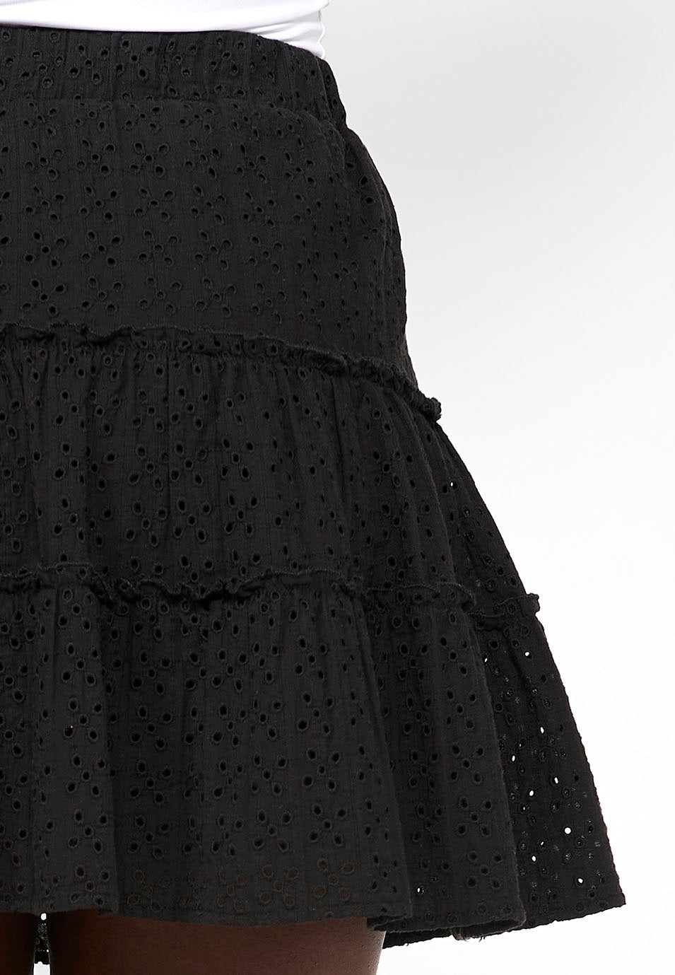 Falda corta de algodón con volante y ajustada en cintura con goma elástica con tela bordada para mujer | moda actual