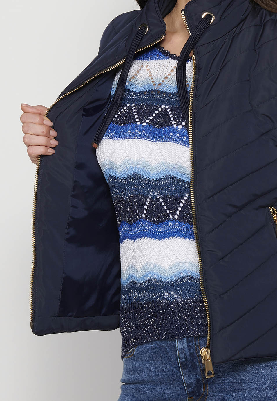 Chaleco acolchado de mujer con cuello alto – Koroshi Azul Marino