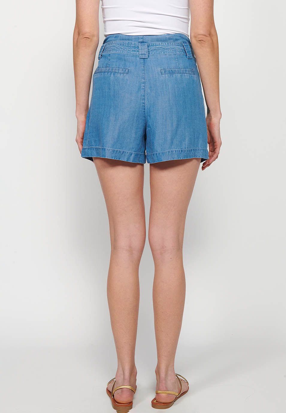 Pantalón short, cintura ajustable con cinta, para mujer | moda actual