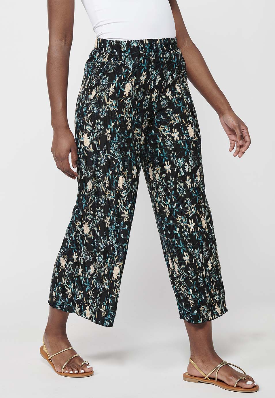 Pantalón largo ancho con cintura engomada, estampado floral multicolor para mujer | moda actual
