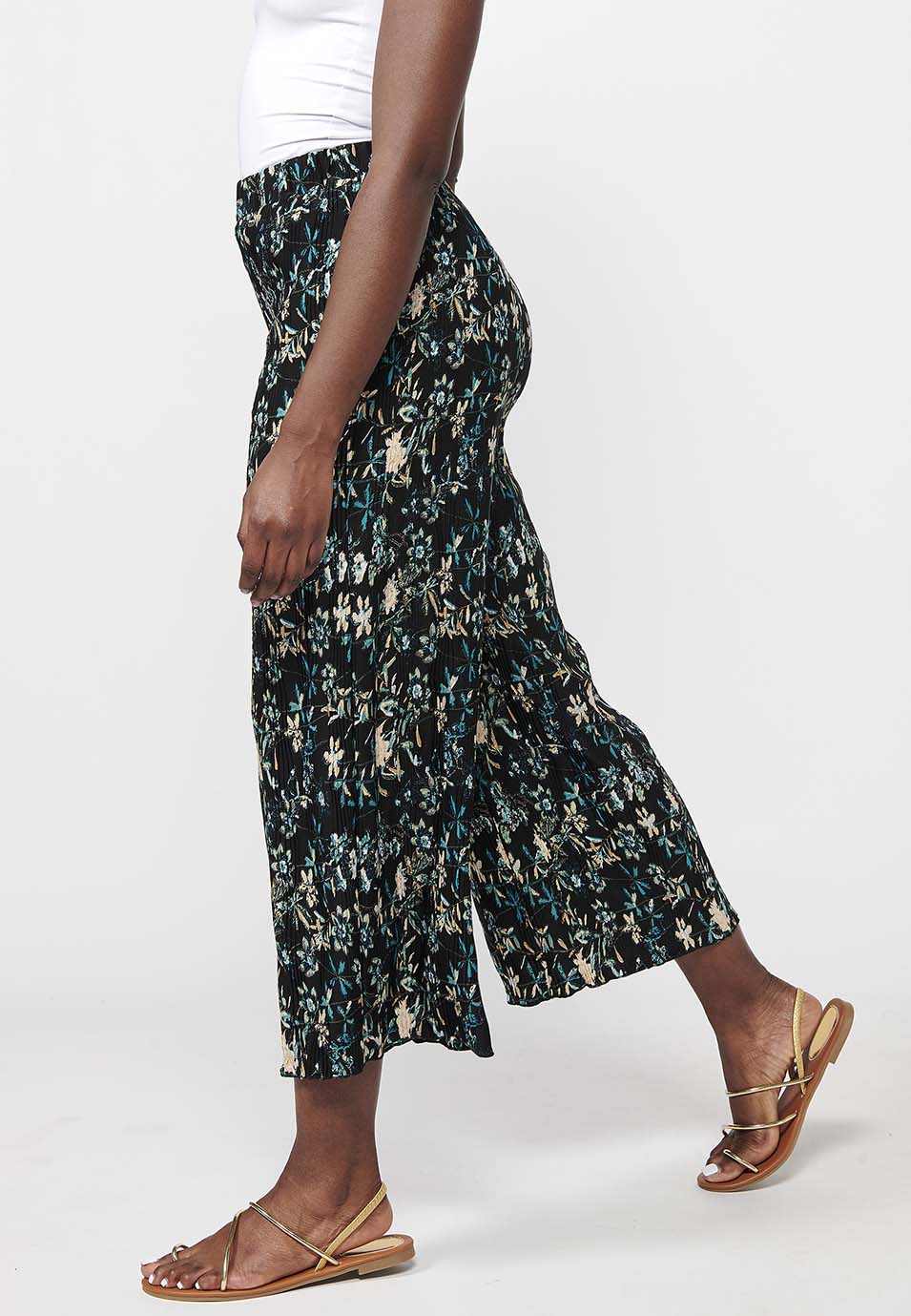 Pantalón largo ancho con cintura engomada, estampado floral multicolor para mujer | moda actual
