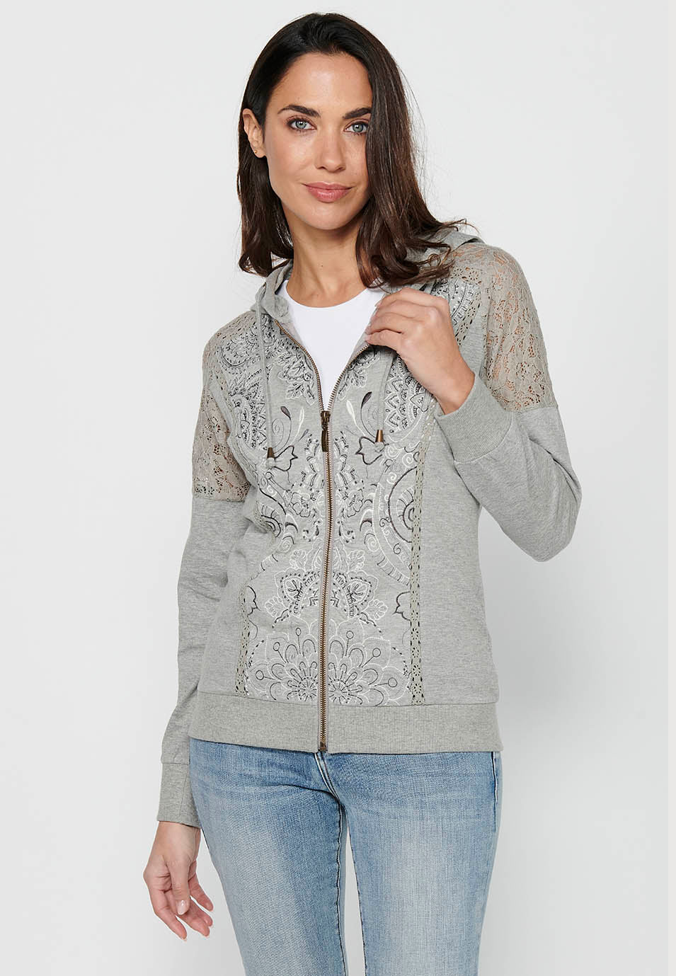 Sudadera chaqueta de mujer con capucha y blonda – Koroshi Gris
