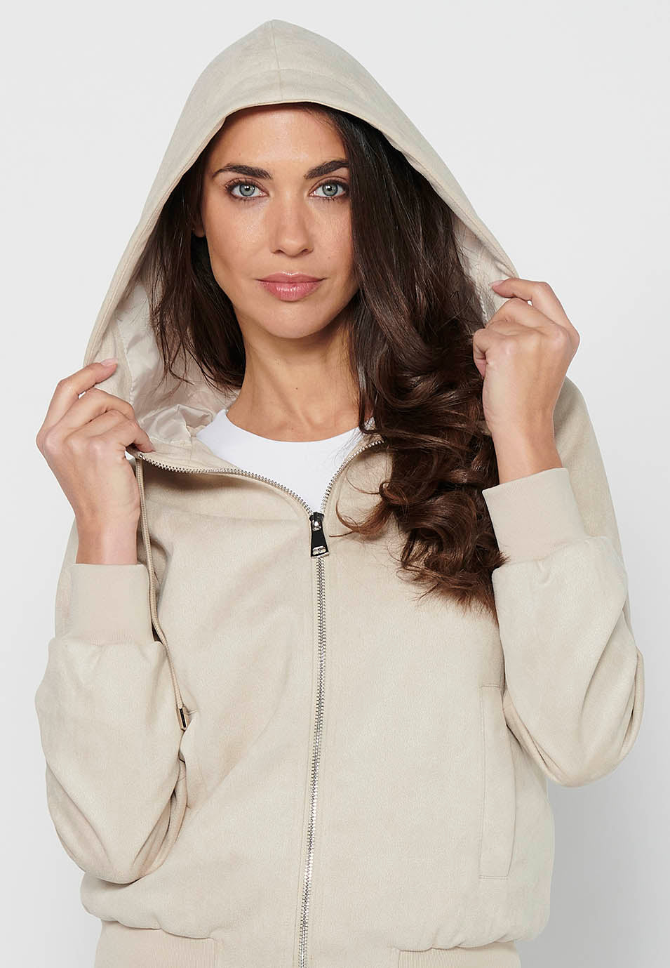 Sudadera chaqueta de mujer con capucha efecto antelina – Koroshi Crudo