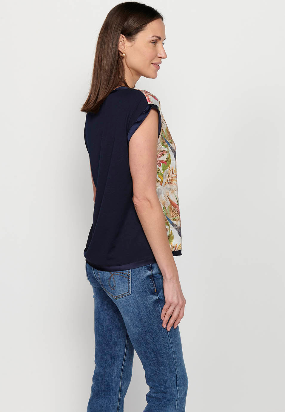 Camiseta de manga corta, estampado delantero tropical multicolor para mujer | moda actual