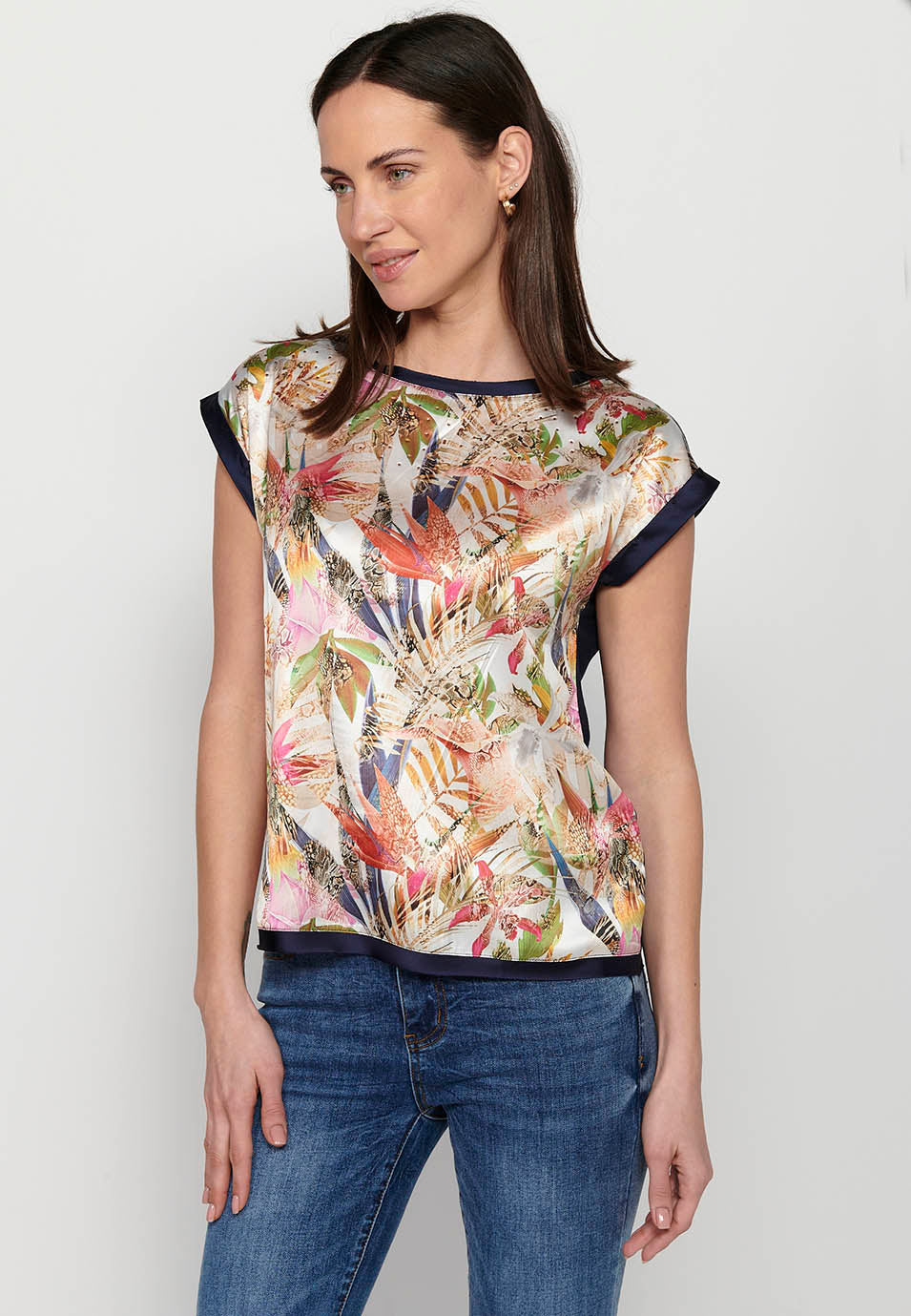 Camiseta de manga corta, estampado delantero tropical multicolor para mujer | moda actual
